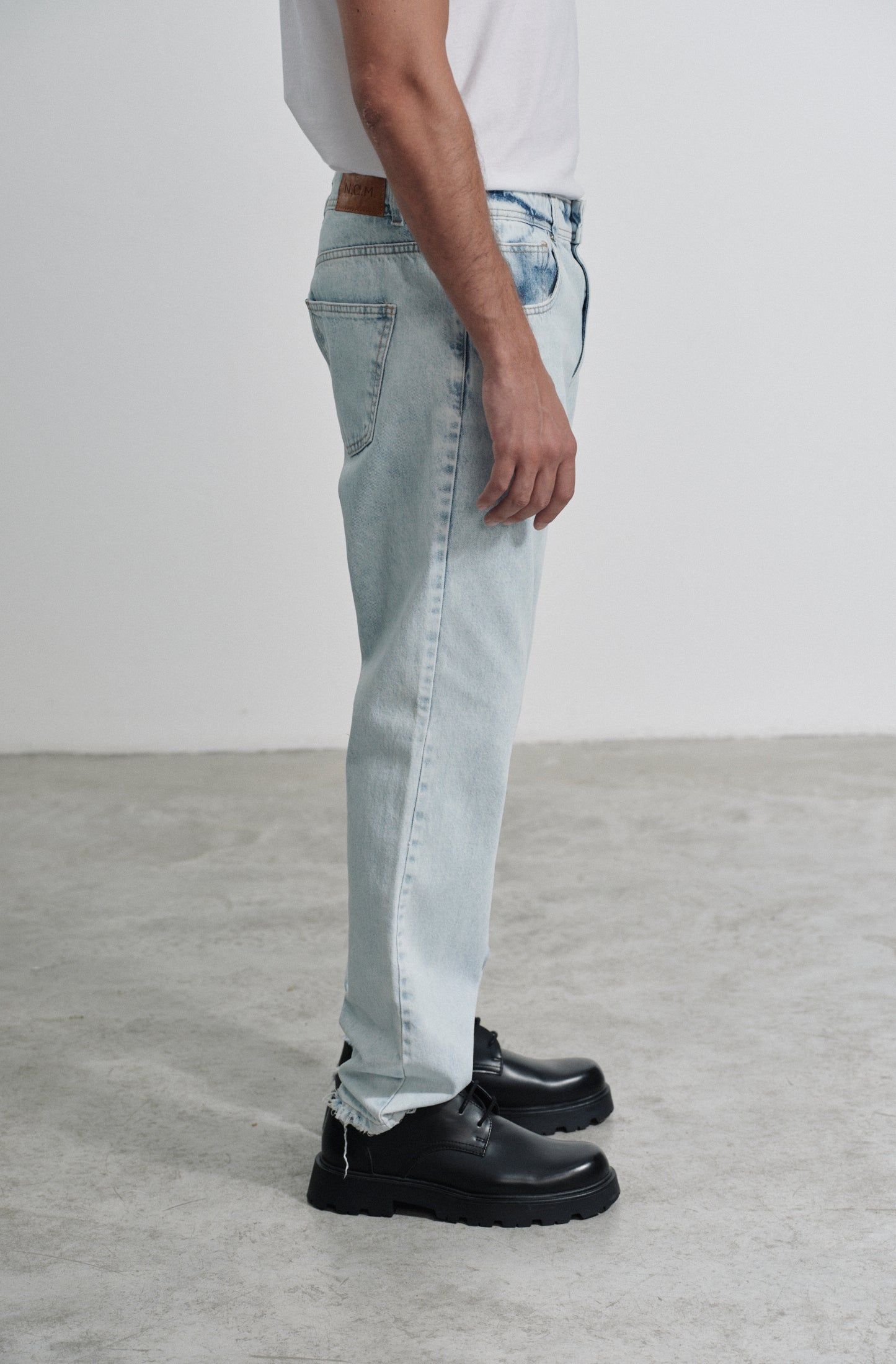Jean straight Avenio Acid