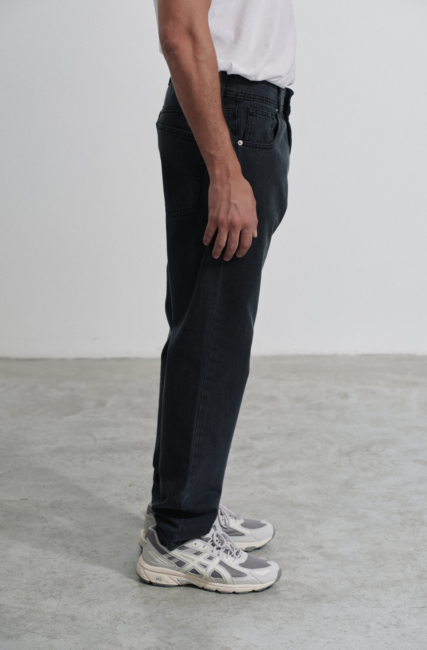 Jean straight Avenio Negro