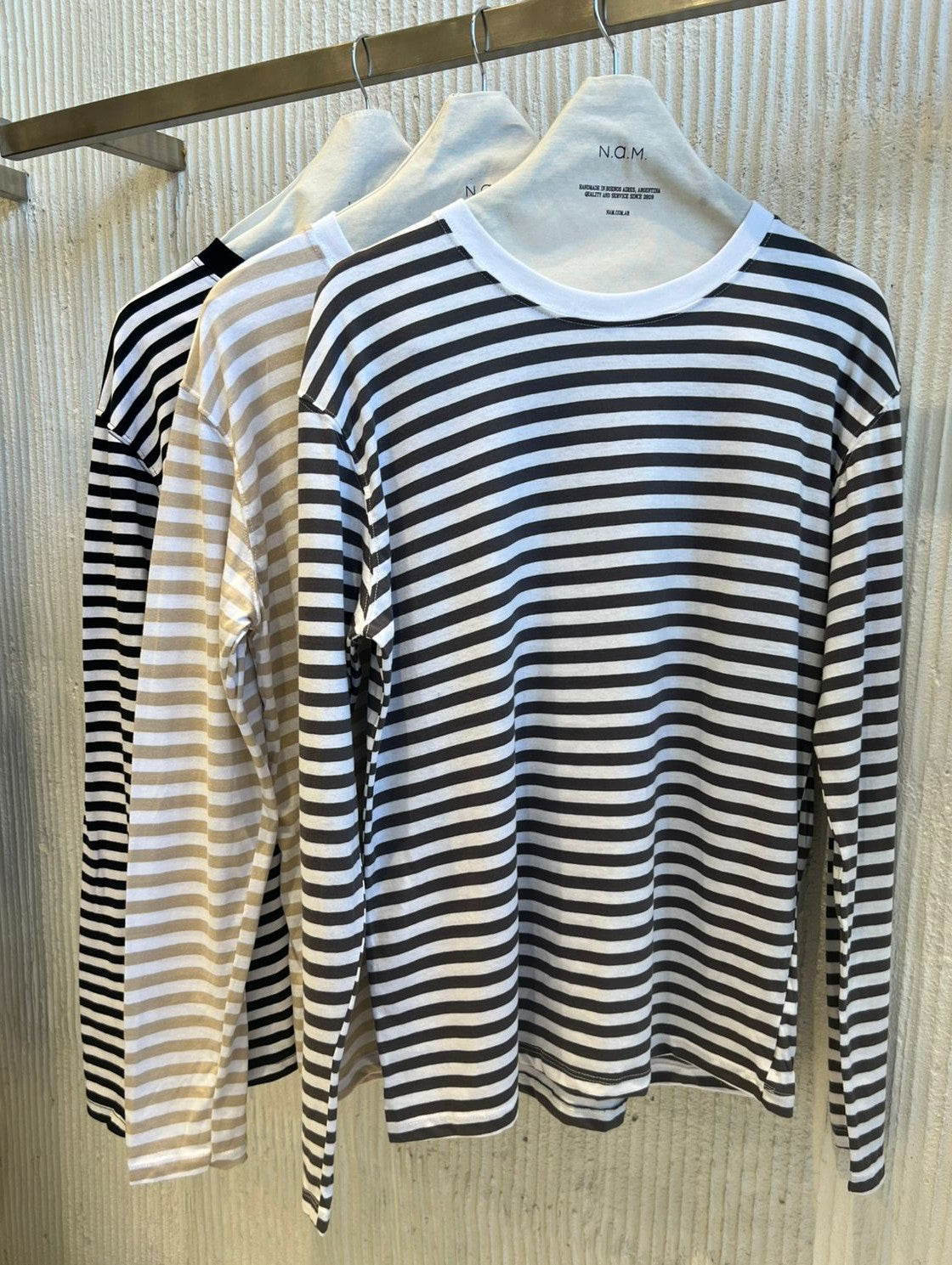 Remera manga larga Friburgo