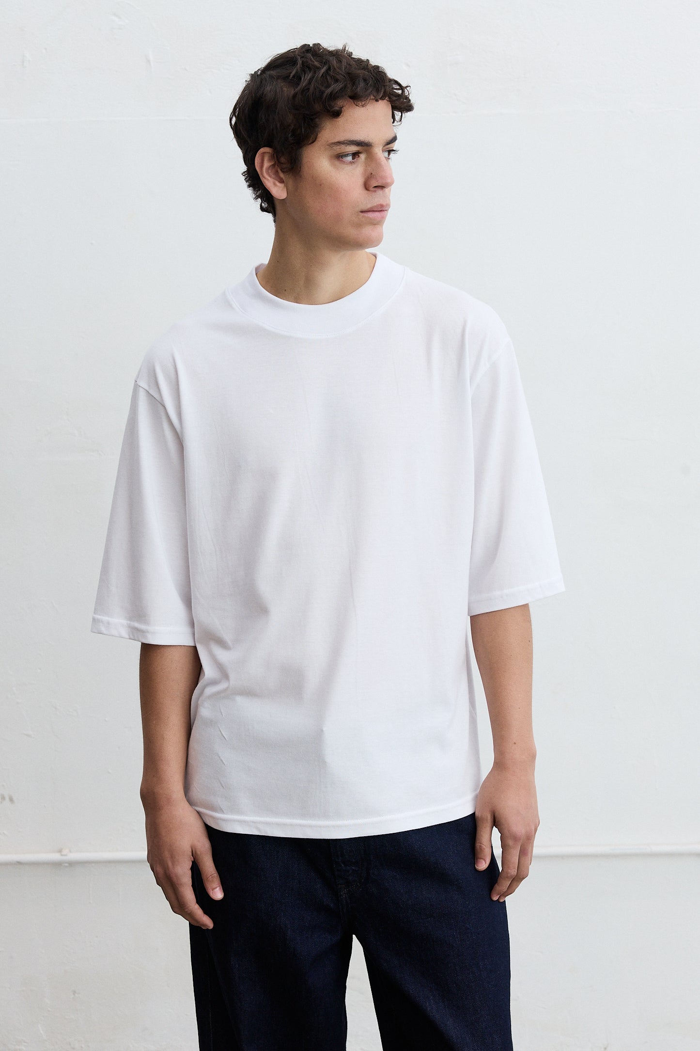 Remera cuello alto Biel