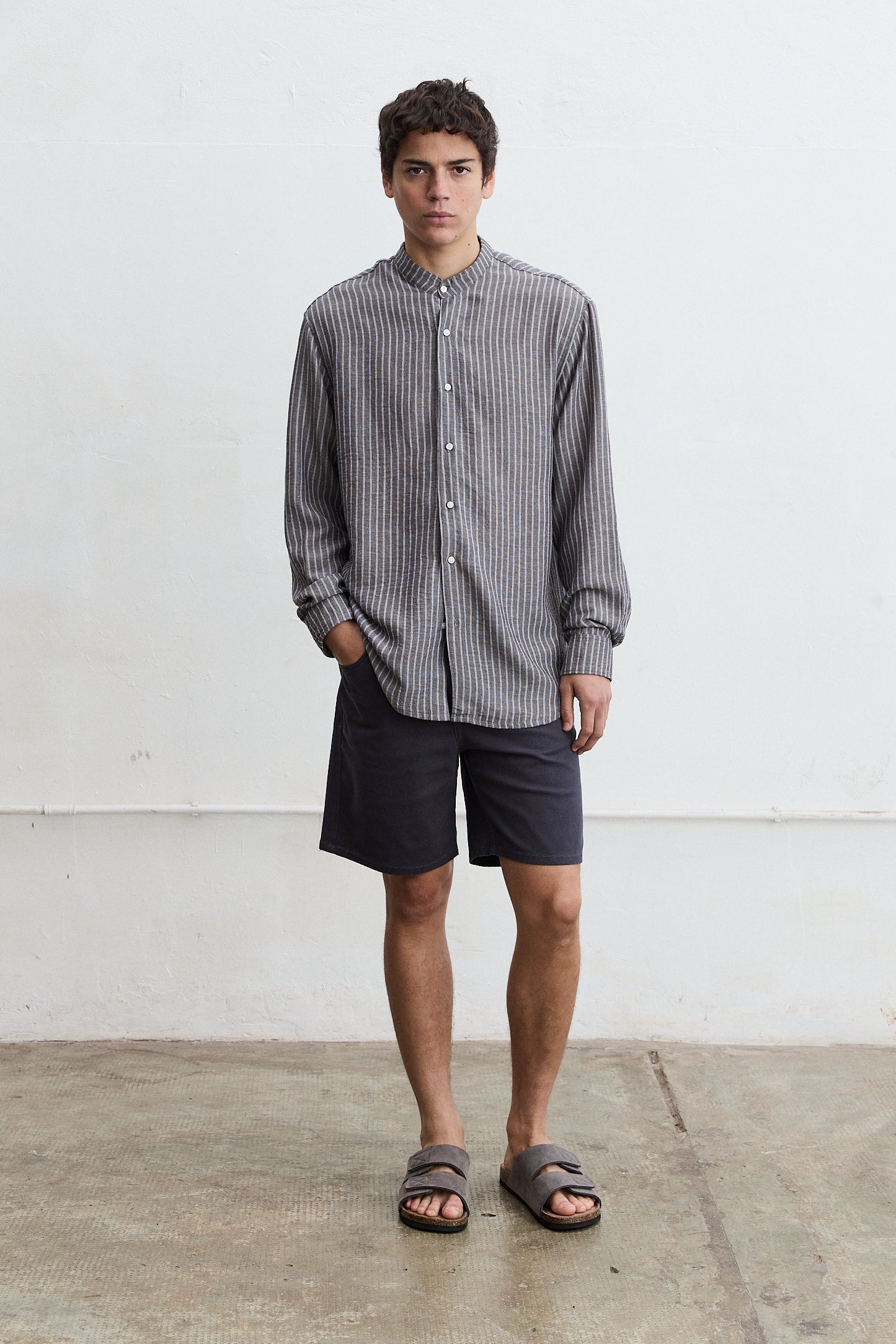 Camisa manga larga cuello mao Aliso