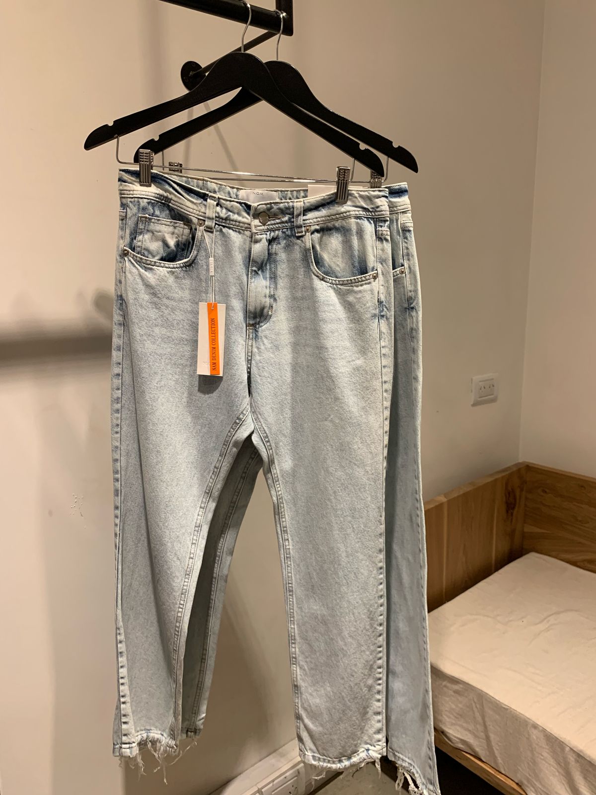 Jean straight Avenio Acid