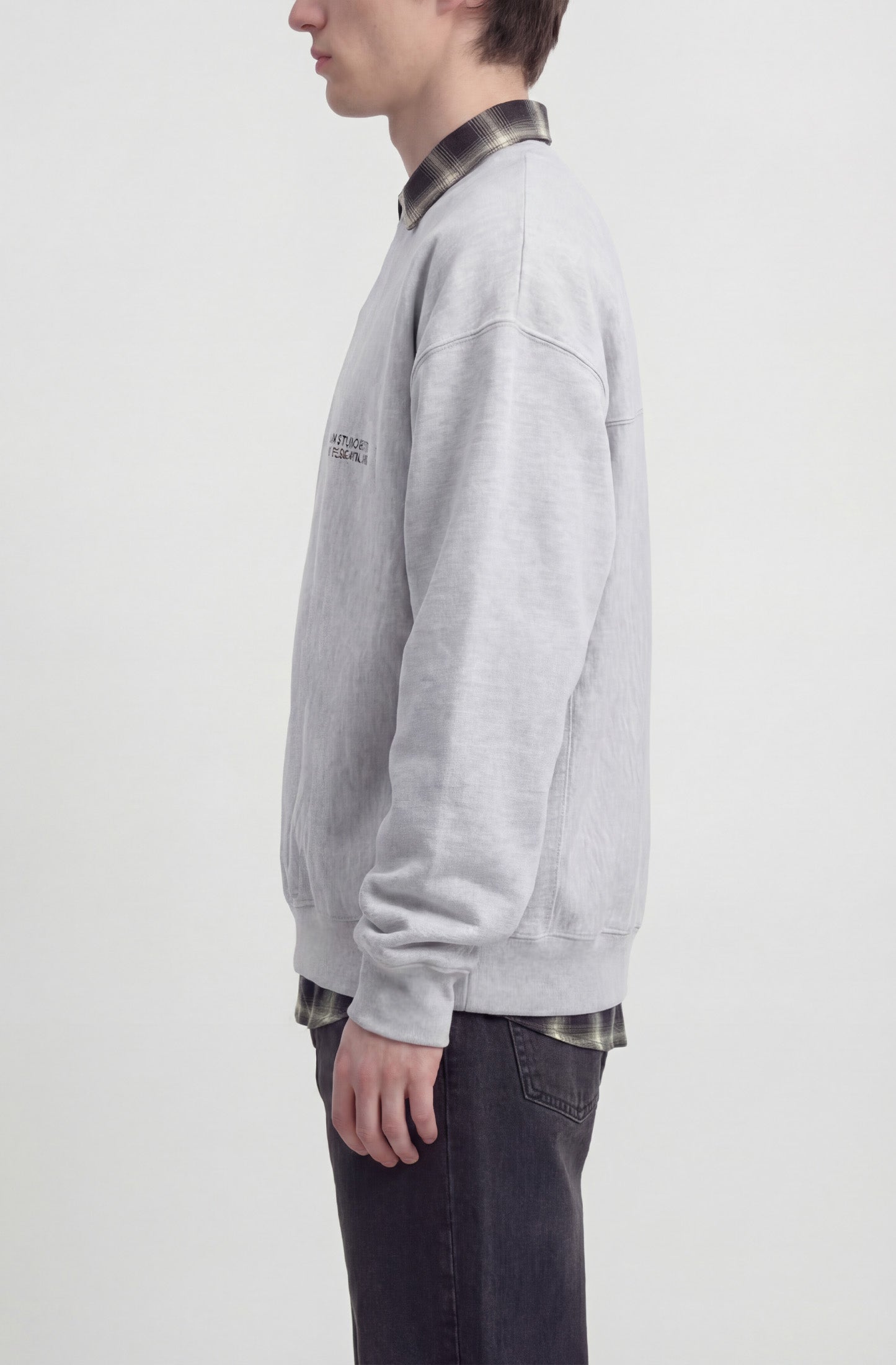 Buzo Cuello Redondo Hamilton