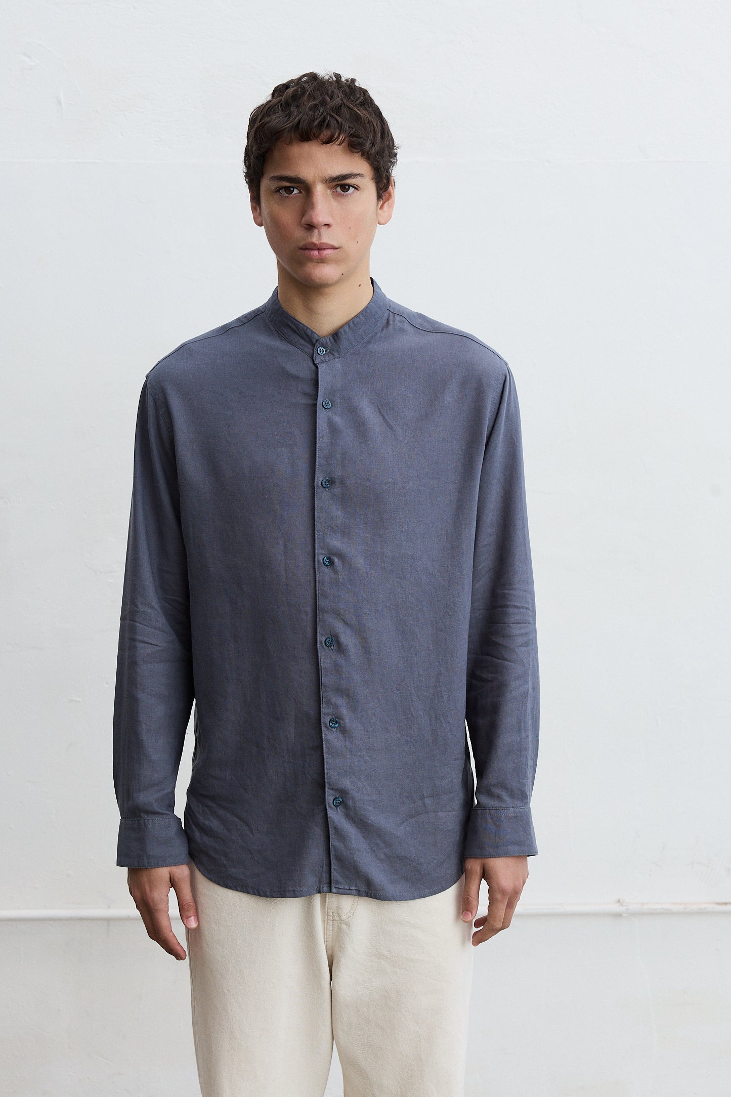 Camisa cuello mao Danubio