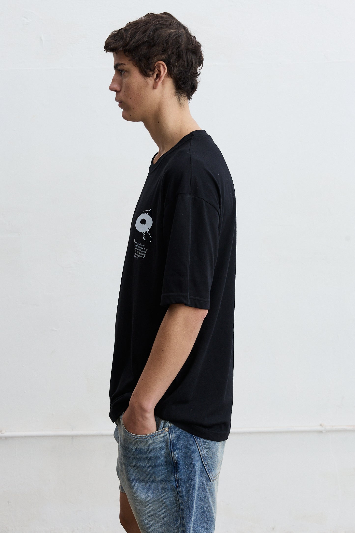 Remera oversize estampada Biel Music