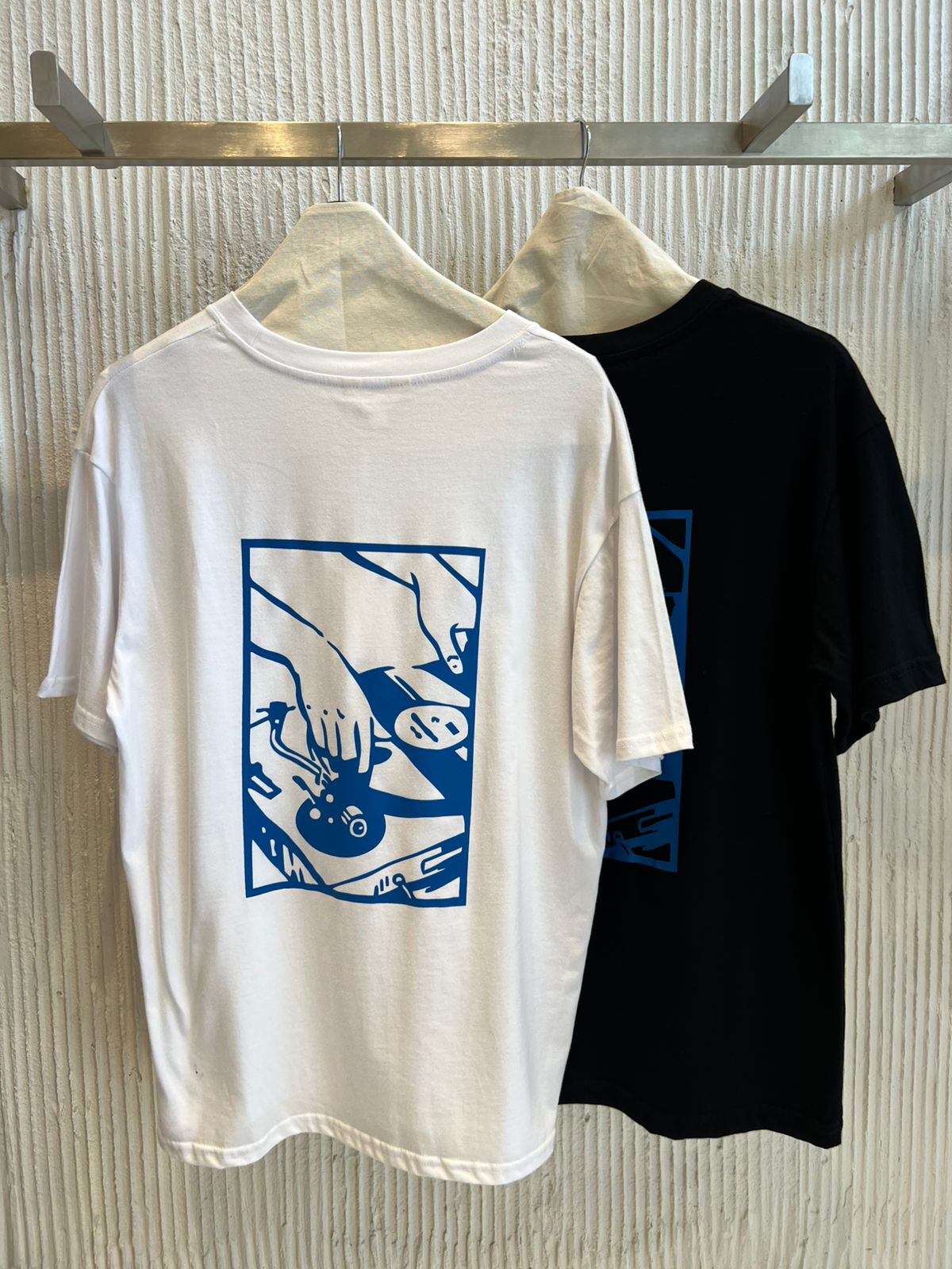 Remera oversize estampada Biel Discos